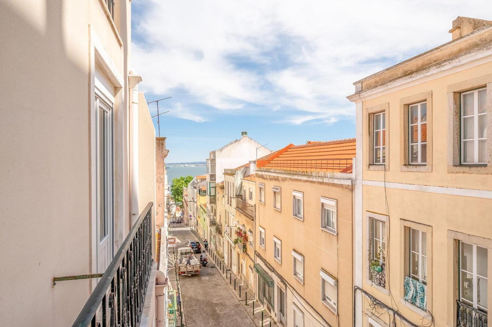 Guestready - Lush Atmosphere In Lisbon Apartment Екстериор снимка